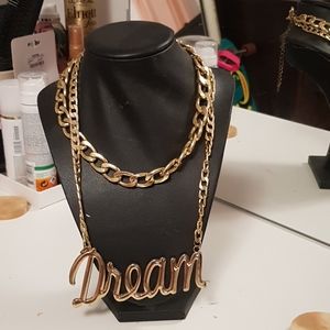 2/10 $Dream gold chain necklace